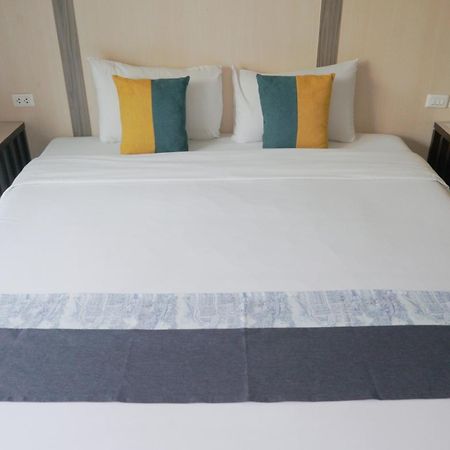 Sea Breeze Jomtien Resort Pattaya Buitenkant foto