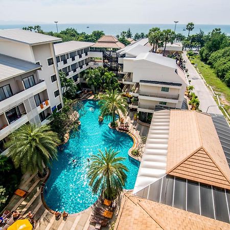 Sea Breeze Jomtien Resort Pattaya Buitenkant foto