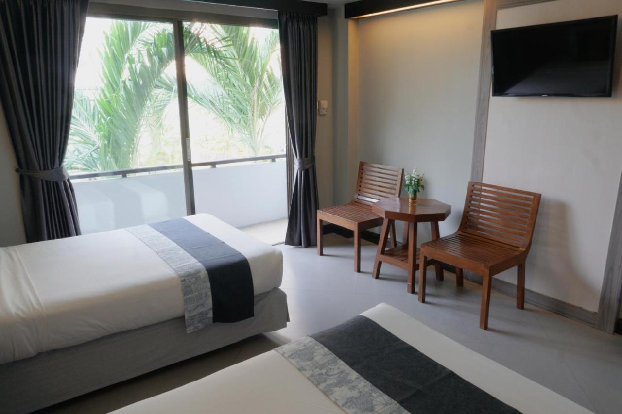 Sea Breeze Jomtien Resort Pattaya Buitenkant foto