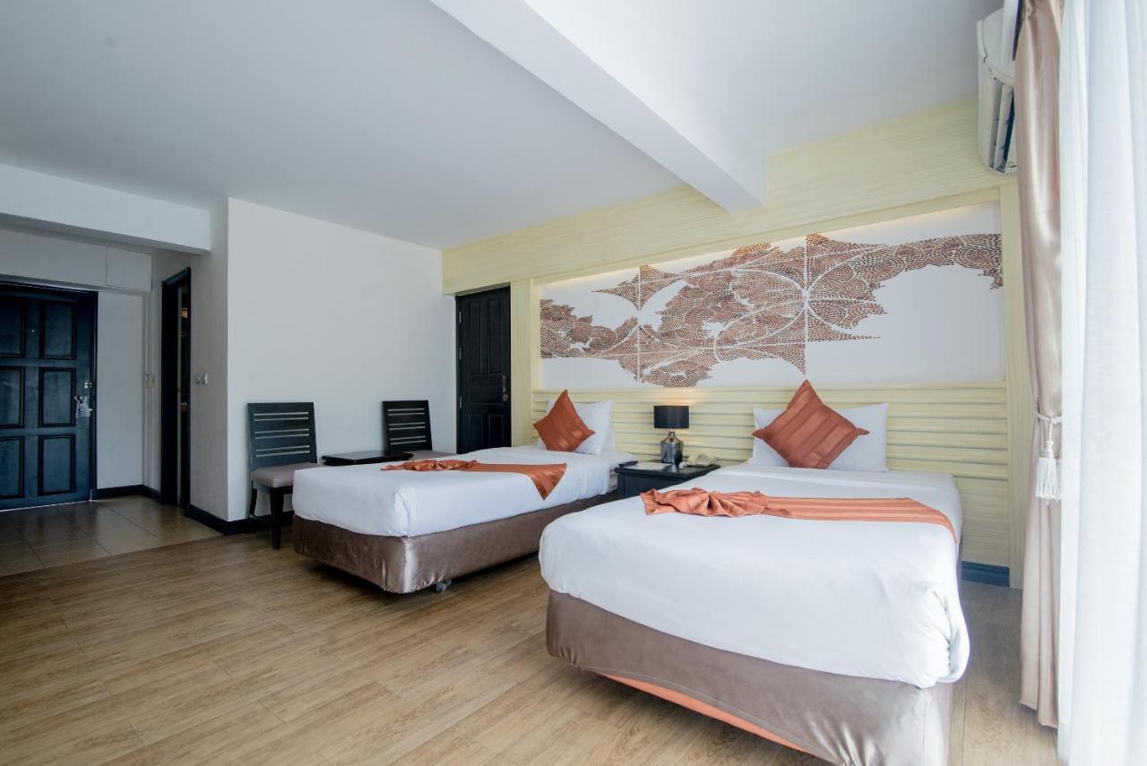 Sea Breeze Jomtien Resort Pattaya Buitenkant foto