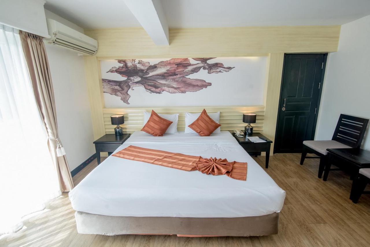 Sea Breeze Jomtien Resort Pattaya Buitenkant foto