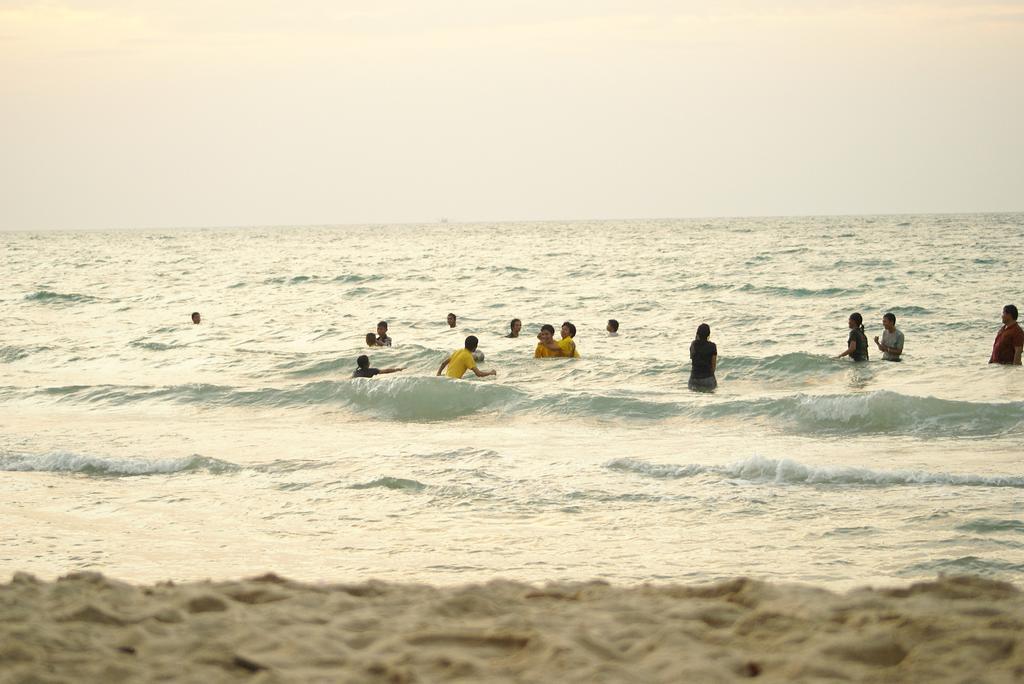 Sea Breeze Jomtien Resort Pattaya Buitenkant foto