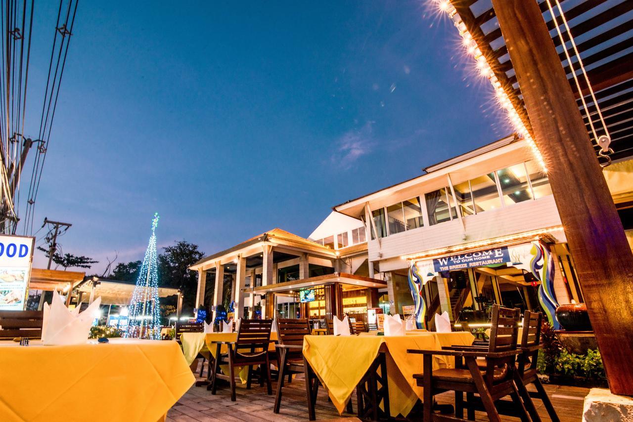 Sea Breeze Jomtien Resort Pattaya Buitenkant foto